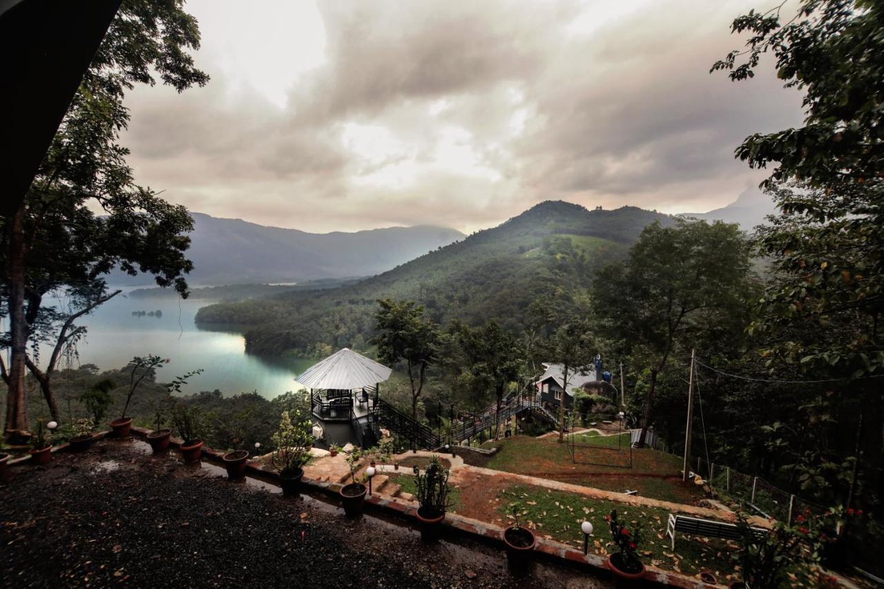 Casa Lucio Resorts Mannarakkat ภายนอก รูปภาพ