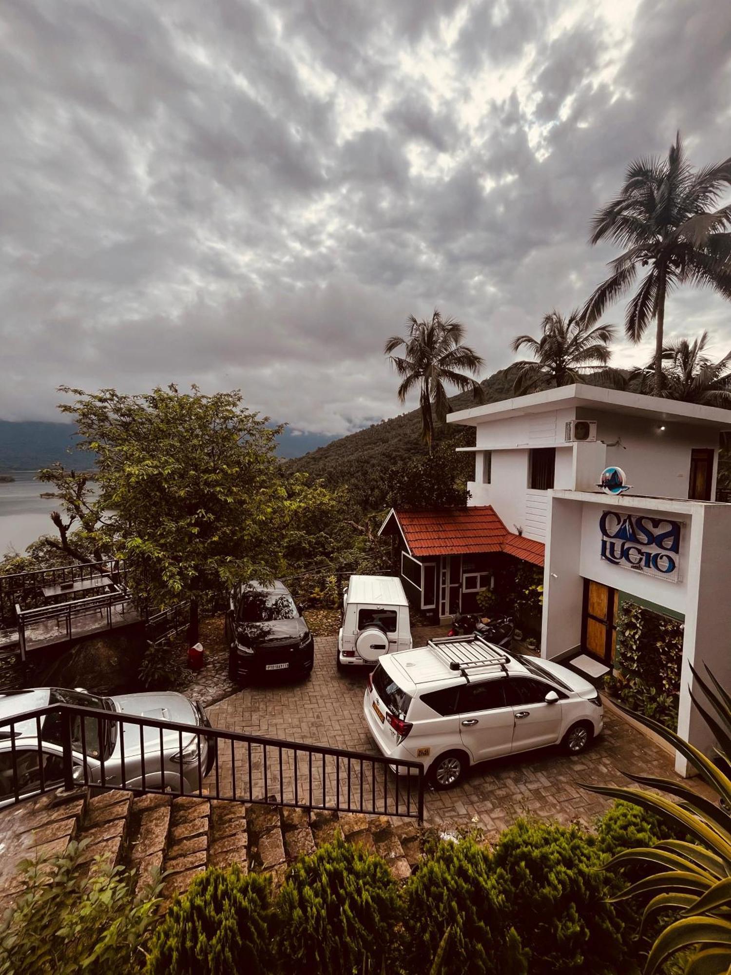 Casa Lucio Resorts Mannarakkat ภายนอก รูปภาพ